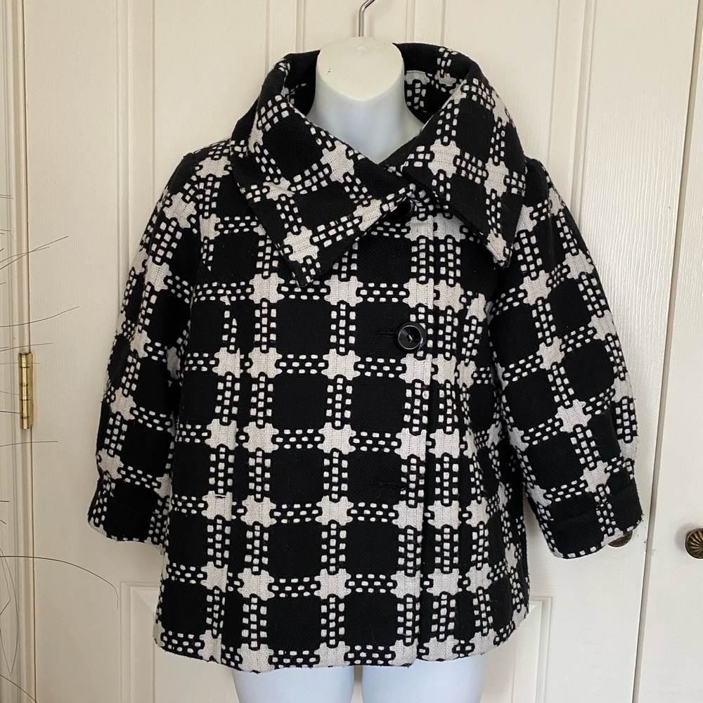 Very classy jacket:) - Picture 2 of 6